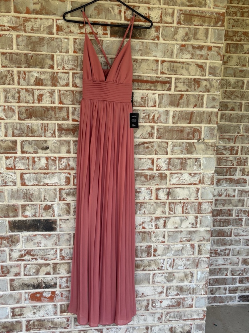 Lulu's Dusty Rose Sleeveless V-Neck Ruched Pleated Maxi Dress
